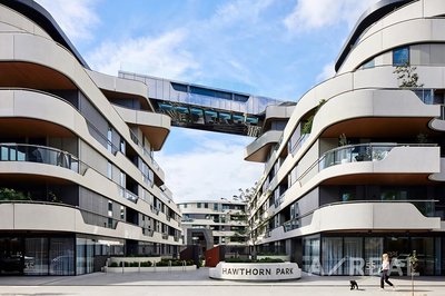 210/35 Camberwell Road Hawthorn East